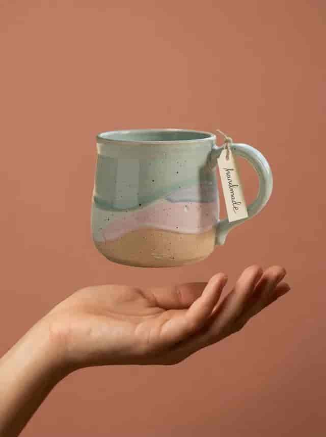 Calm Hover Loop background blur