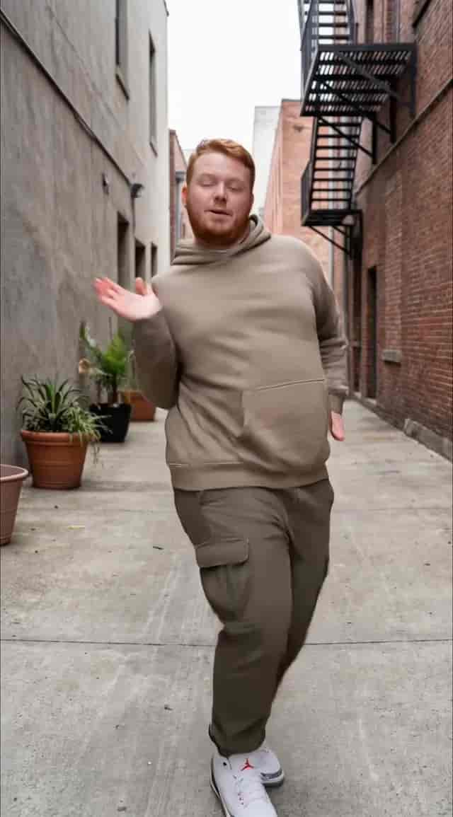 Jiggle Dance background blur