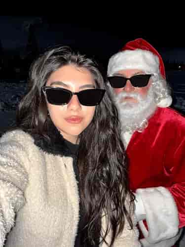 Midnight Noel background blur