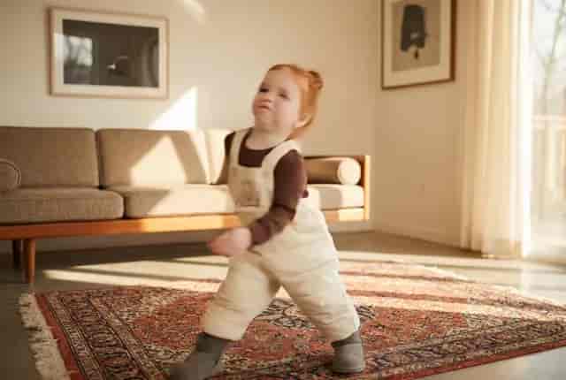 Robot Dance Challenge background blur