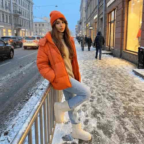 Snow Street background blur