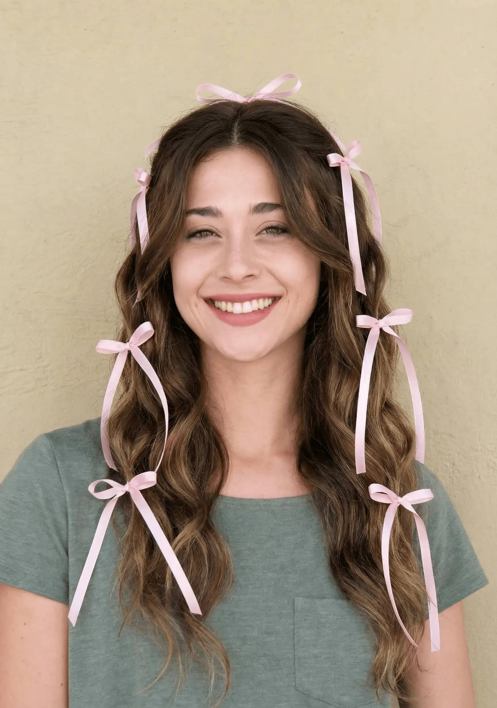 Coquette Ribbon Waves