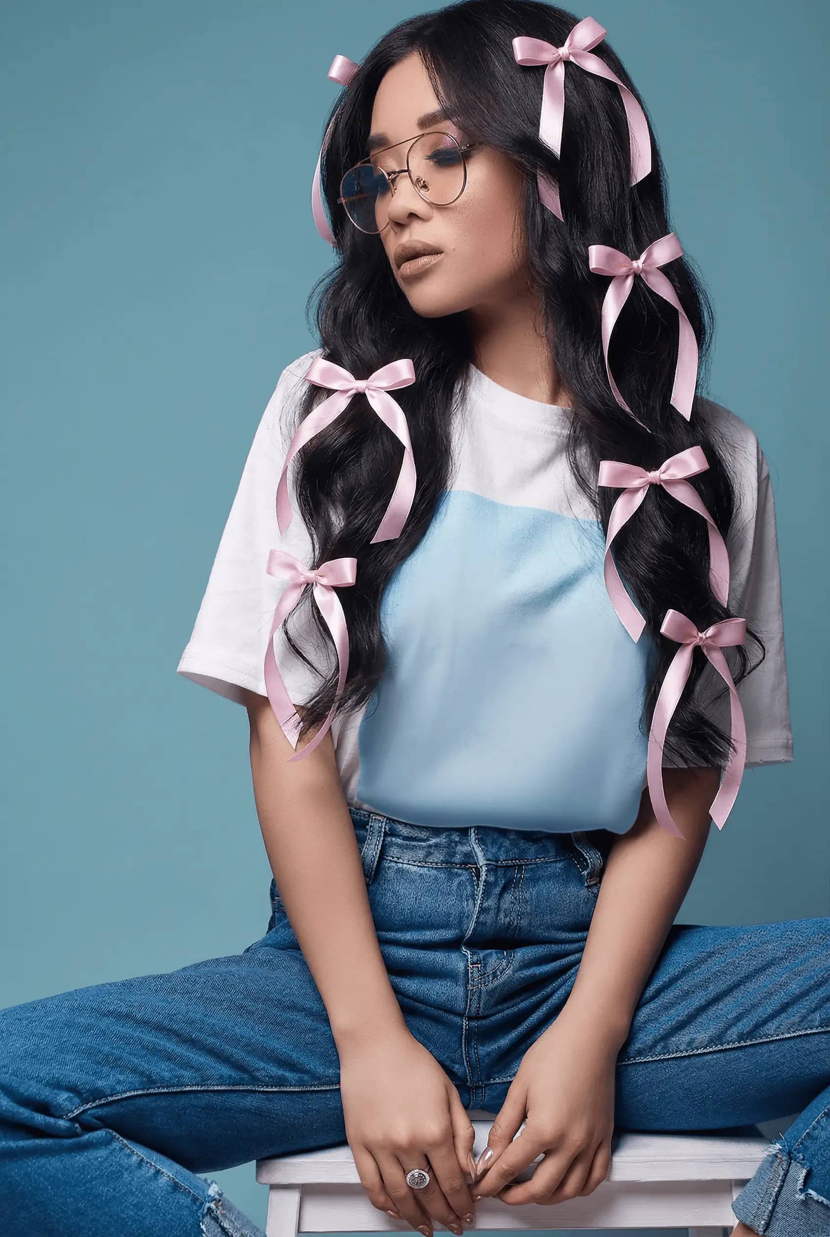 Coquette Ribbon Waves