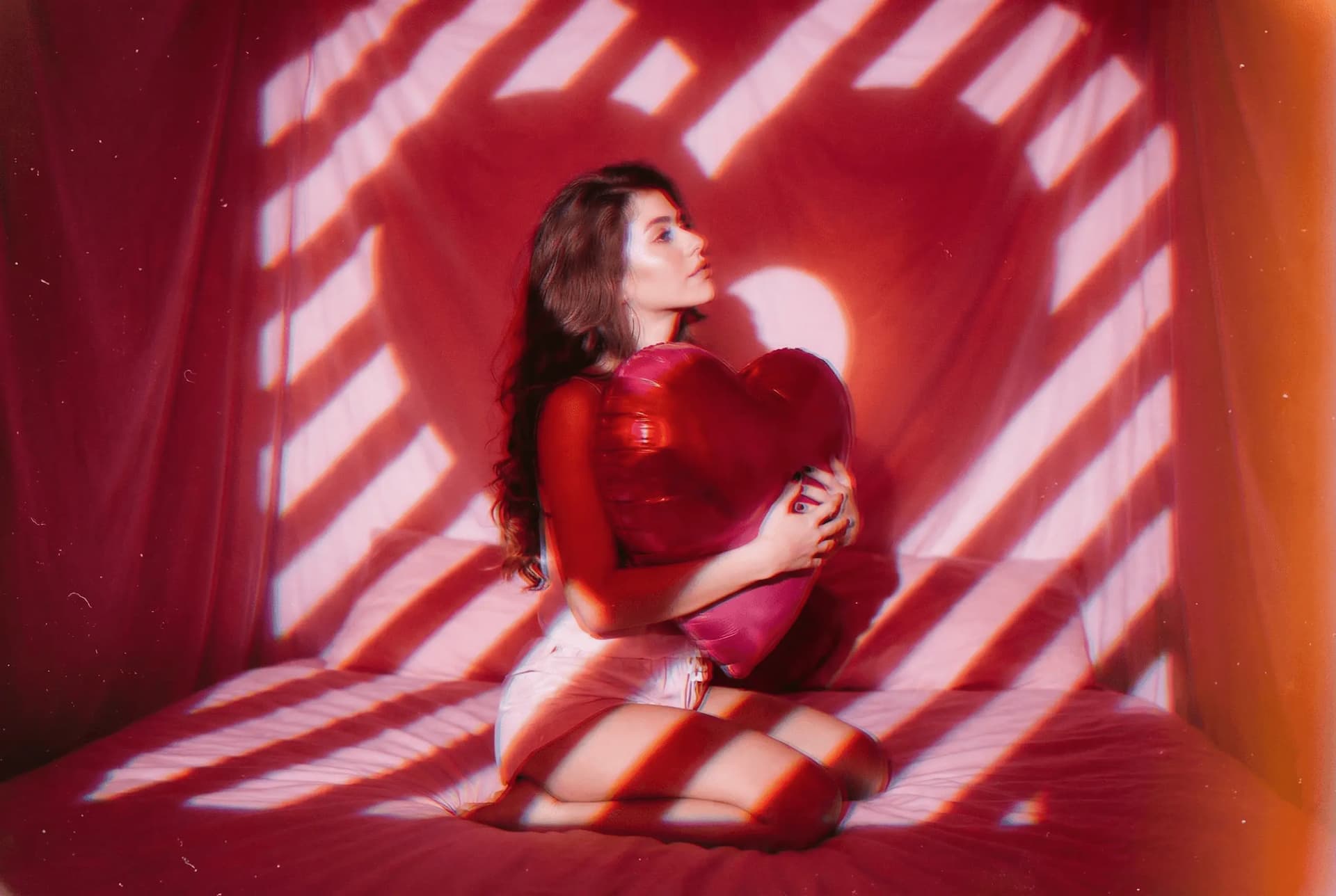 Valentine Glow Blur